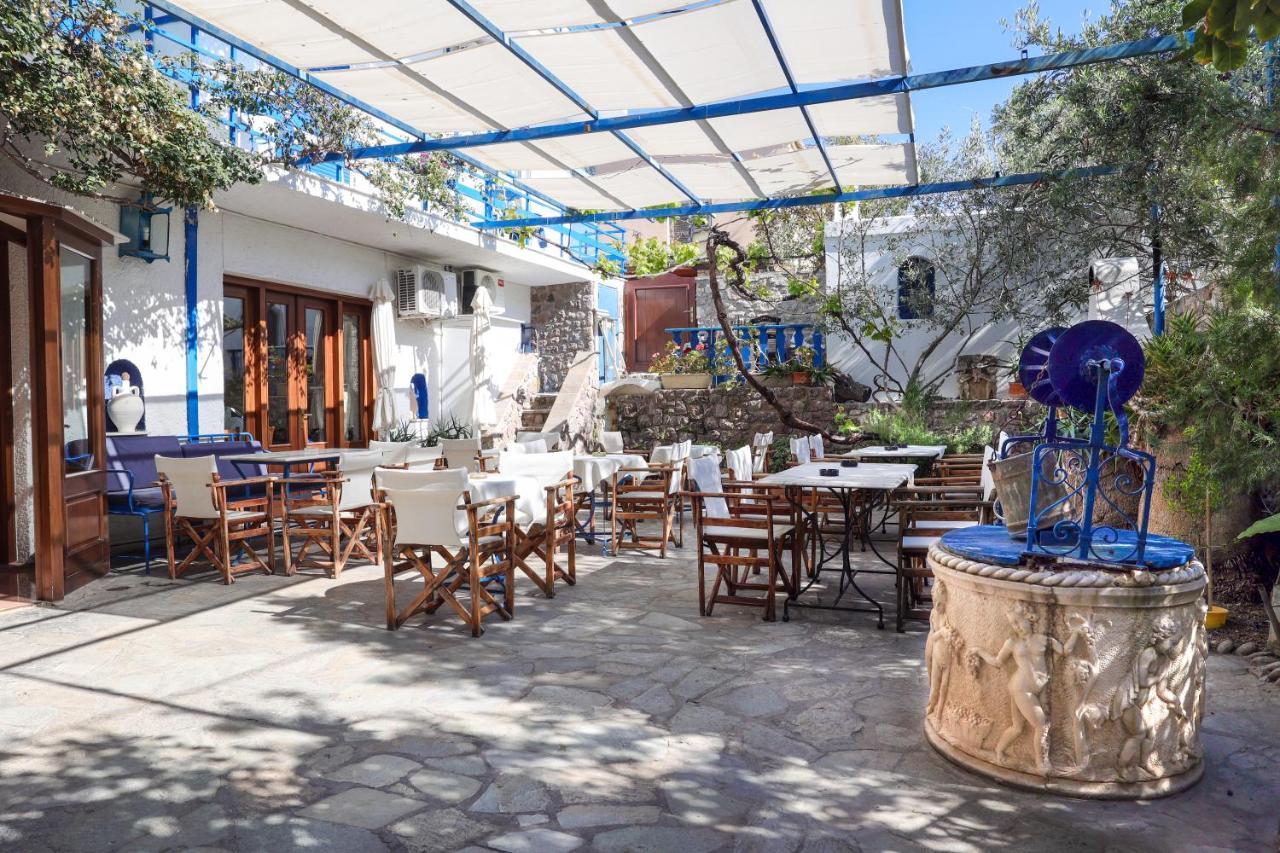 Hotel Hippocampus Perdika  Exterior photo